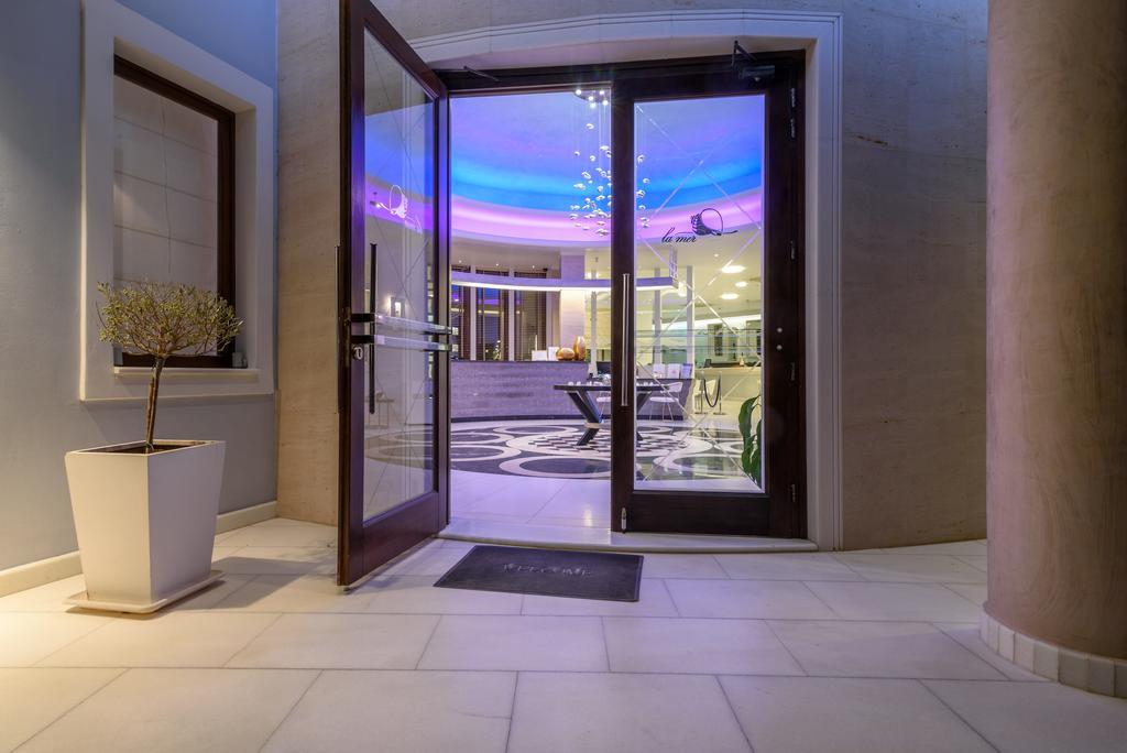 La Mer Deluxe Hotel & Spa (Adults Only) Kamari  Exterior photo